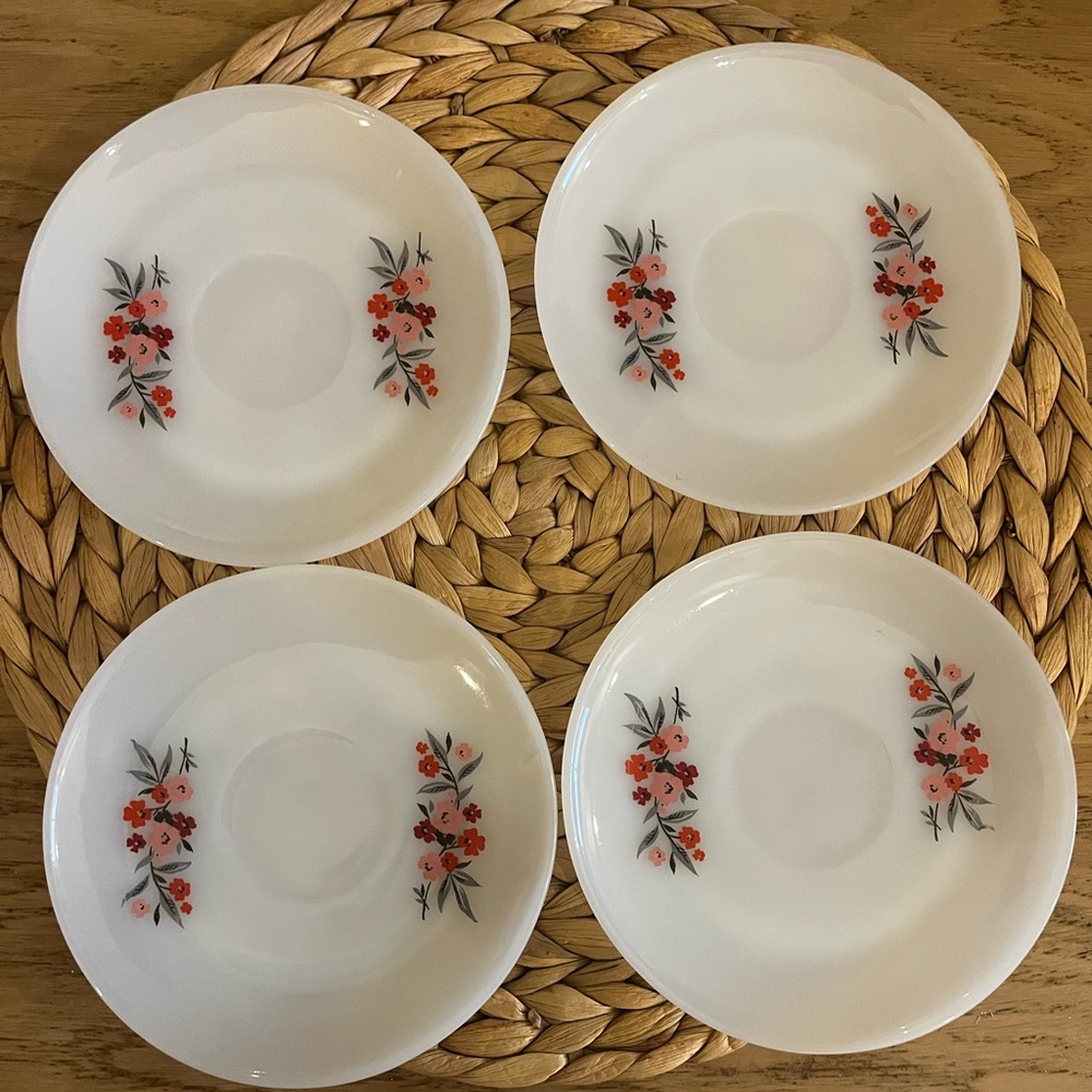 Vintage Anchor Hocking - Fire King Plates, Primrose Design